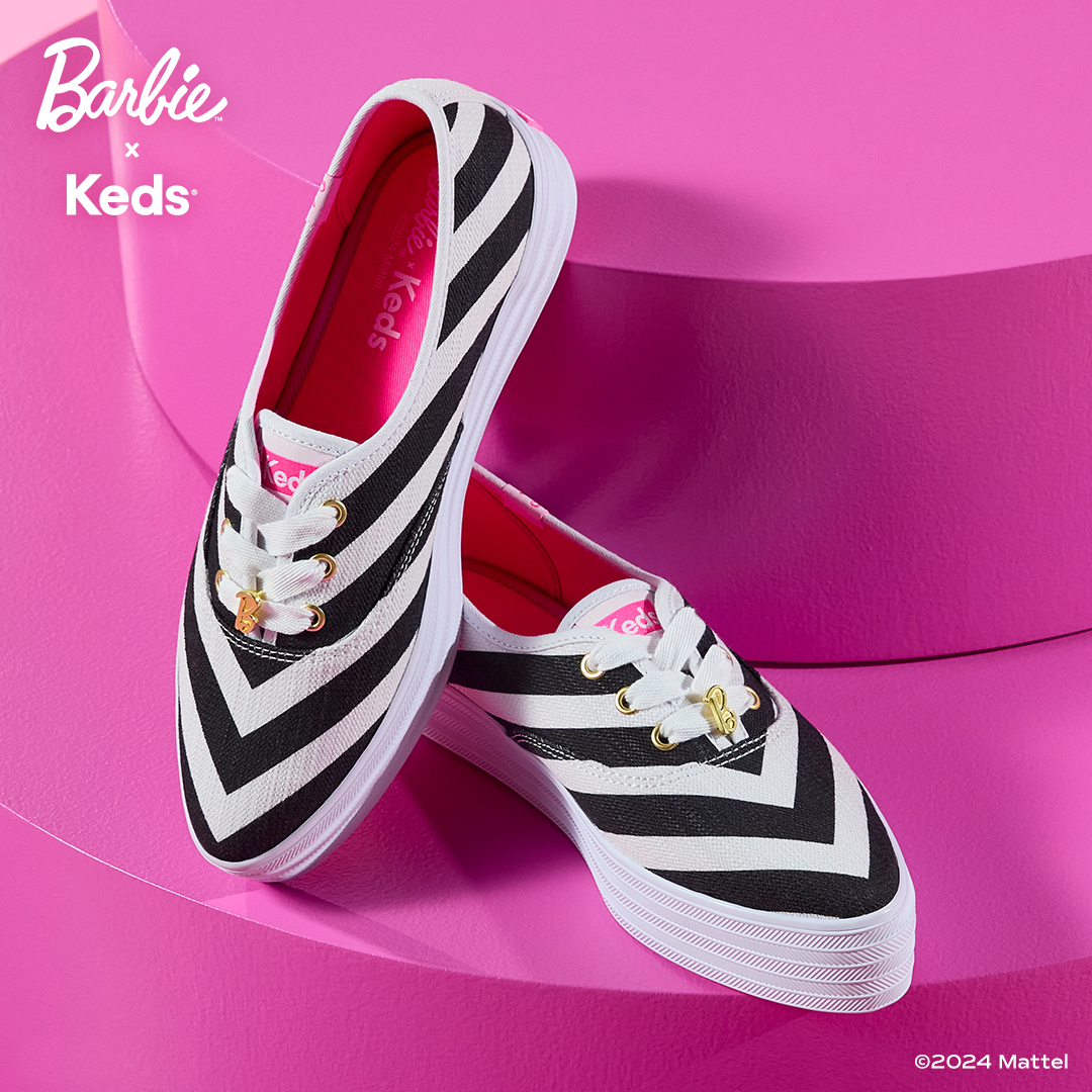 Women's Barbie Point Striped Textured Canvas Sneaker Black/White