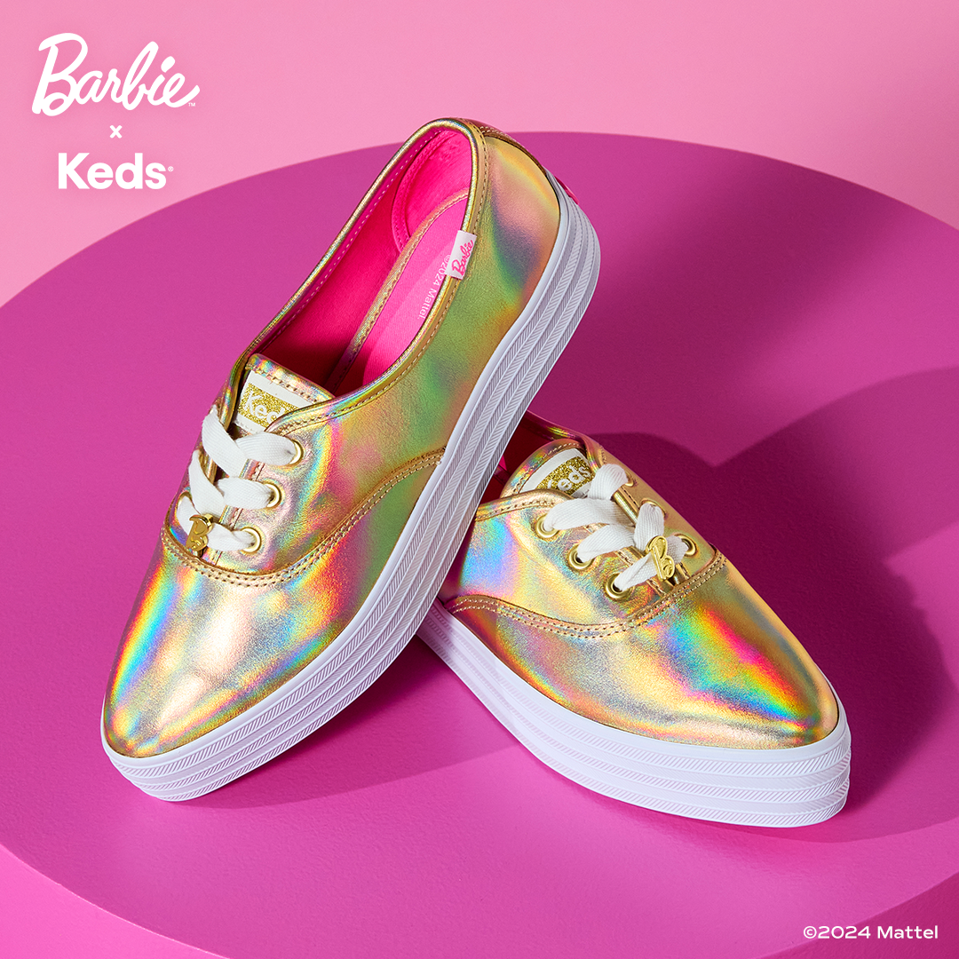 Women's Barbie Point Metallic Leather Sneaker Gold