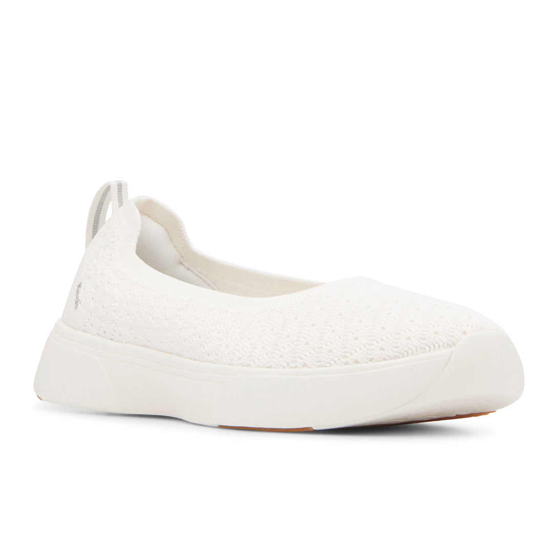 Women's Blisswalk Skimmer Starburst Eng Knit Snow White Sneaker