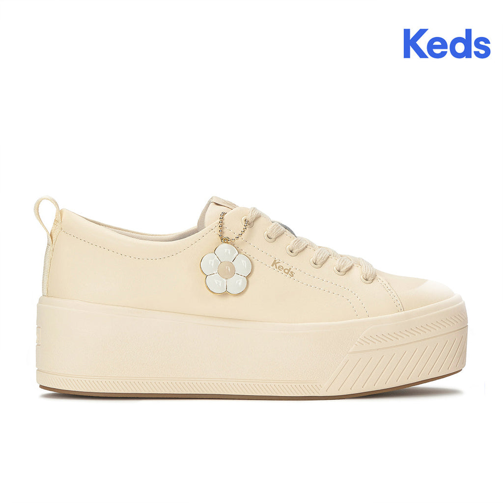 Women's Skyler Leather Daisy Charm Parchment Sneaker